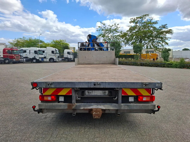 Volvo FL6-220 / HMF 910 / REMOTE / ONLY:493620 KM / AIRCO / FULL-AIR / MANUAL / EURO-3 / 2003 - Kraanwagen: afbeelding 4 Volvo FL6-220 / HMF 910 / REMOTE / ONLY:493620 KM / AIRCO / FULL-AIR / MANUAL / EURO-3 / 2003 - Kraanwagen: afbeelding 4