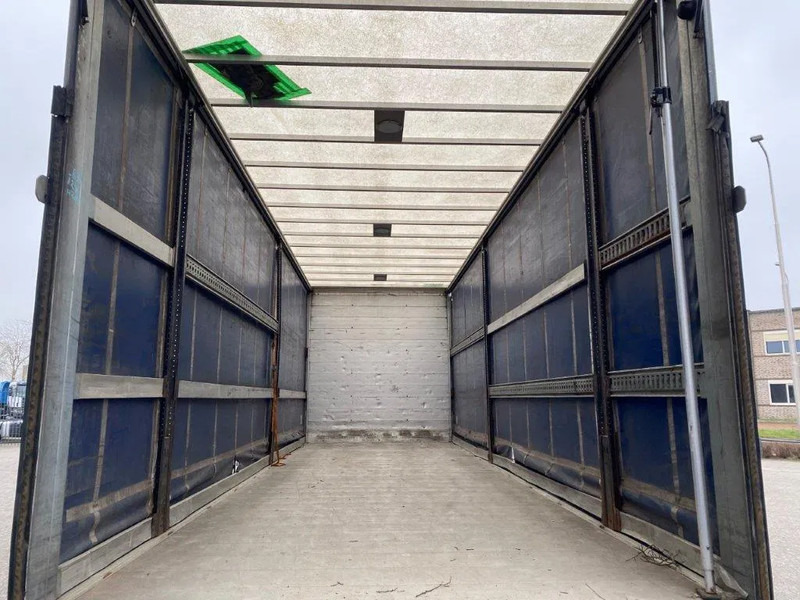 Volvo FM11-330 / LOW KM'S:472120 KM / LWDS / FULL-AIR / NAVI / CURTAIN SAILS / PLATFORM 2500KG / AUTOMATIC / EURO-6 / 2016 - Schuifzeilen vrachtwagen: afbeelding 5 Volvo FM11-330 / LOW KM'S:472120 KM / LWDS / FULL-AIR / NAVI / CURTAIN SAILS / PLATFORM 2500KG / AUTOMATIC / EURO-6 / 2016 - Schuifzeilen vrachtwagen: afbeelding 5