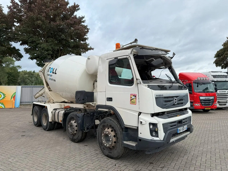 Volvo FM11-410 / 8X4 / ENGINE RUNNNING / VEB / STETTER 8AM8FHCLL CONCRETE MIXER / AUTOMATIC / EURO-5 / 2011 - Betonmixer: afbeelding 2 Volvo FM11-410 / 8X4 / ENGINE RUNNNING / VEB / STETTER 8AM8FHCLL CONCRETE MIXER / AUTOMATIC / EURO-5 / 2011 - Betonmixer: afbeelding 2