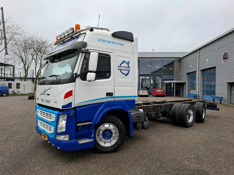 Volvo FM11-460 / NL TRUCK / LIFT+LENKACHSE / ONLY:355342 KM / DYNAMIC STEERING / LWDS / NAVI / ALCOA / TUV:07-01-2026 / INLINER / EURO - Chassis vrachtwagen: afbeelding 2 Volvo FM11-460 / NL TRUCK / LIFT+LENKACHSE / ONLY:355342 KM / DYNAMIC STEERING / LWDS / NAVI / ALCOA / TUV:07-01-2026 / INLINER / EURO - Chassis vrachtwagen: afbeelding 2
