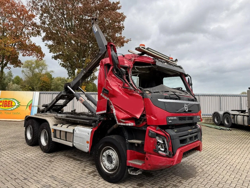 Volvo FMX4-500 / ENGINE RUNNING / VEB+ / 6X4 / BIG AXLE / AJK 20 TON HOOKLIFT / ONLY:276433 KM / AUTOMATIC / EURO-6 / 2020 - Haakarmsysteem vrachtwagen: afbeelding 3 Volvo FMX4-500 / ENGINE RUNNING / VEB+ / 6X4 / BIG AXLE / AJK 20 TON HOOKLIFT / ONLY:276433 KM / AUTOMATIC / EURO-6 / 2020 - Haakarmsysteem vrachtwagen: afbeelding 3