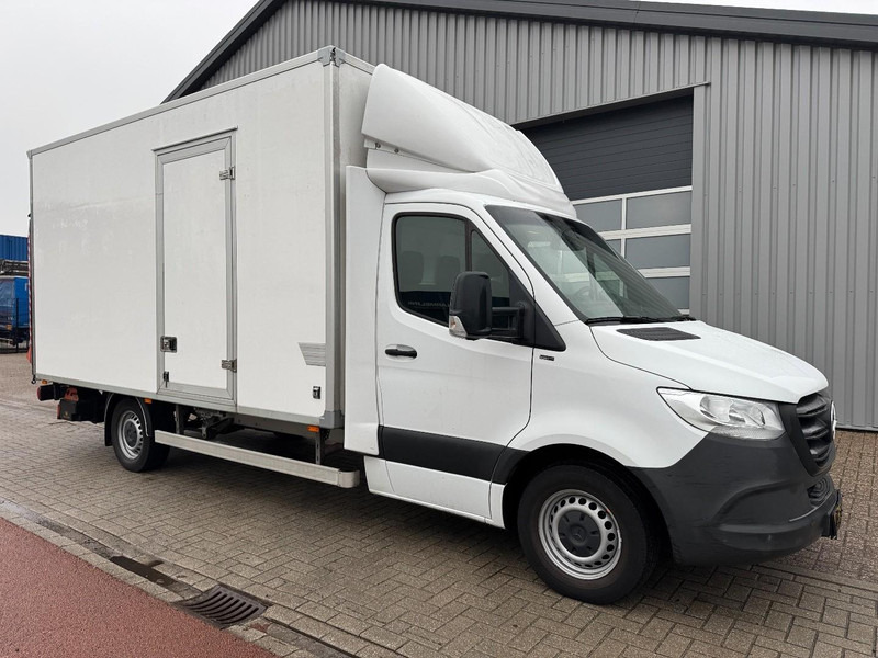 Mercedes-Benz Sprinter 317, Taillift D'Hollandia - Bestelwagen gesloten laadbak: afbeelding 1 Mercedes-Benz Sprinter 317, Taillift D'Hollandia - Bestelwagen gesloten laadbak: afbeelding 1