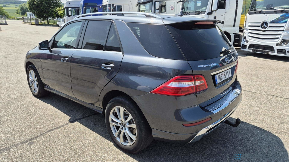 MERCEDES-BENZ ML 350 BLUETEC 4MATIC - Personenwagen: afbeelding 3 MERCEDES-BENZ ML 350 BLUETEC 4MATIC - Personenwagen: afbeelding 3
