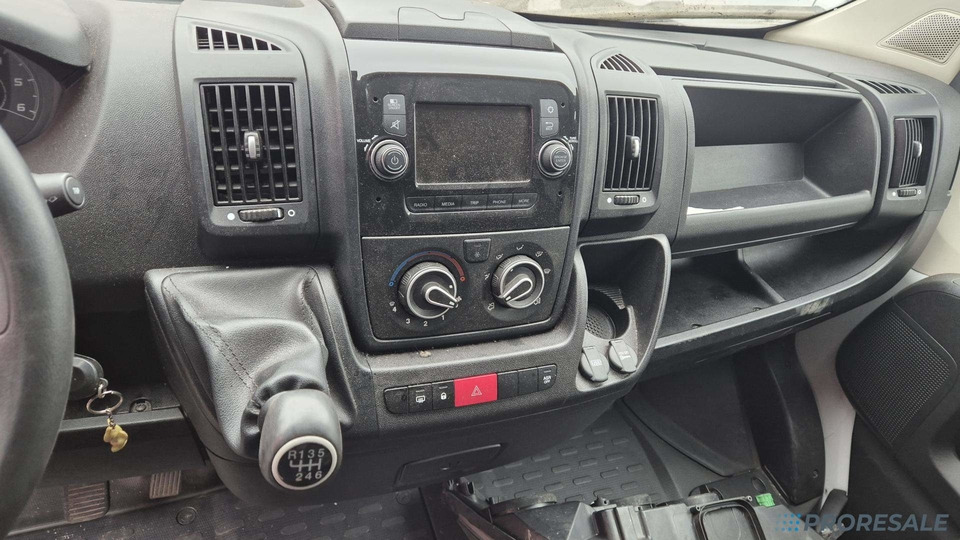 OPEL MOVANO 2,2 CDTi 121 kW - nepojízdný - demontovaný motor s převodovkou - Koelwagen: afbeelding 3 OPEL MOVANO 2,2 CDTi 121 kW - nepojízdný - demontovaný motor s převodovkou - Koelwagen: afbeelding 3