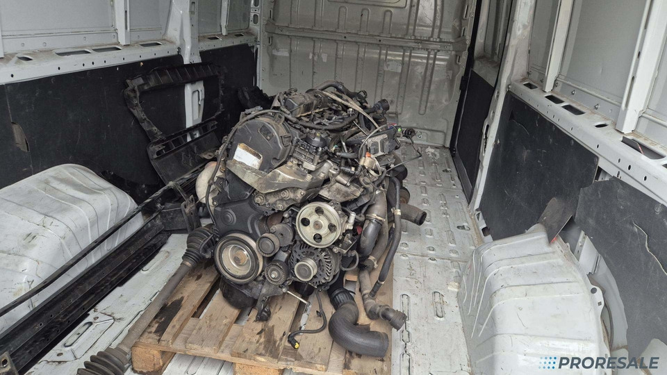 OPEL MOVANO 2,2 CDTi 121 kW - nepojízdný - demontovaný motor s převodovkou - Koelwagen: afbeelding 4 OPEL MOVANO 2,2 CDTi 121 kW - nepojízdný - demontovaný motor s převodovkou - Koelwagen: afbeelding 4