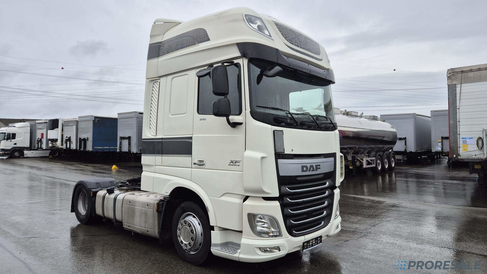 DAF XF 510 FT LOW DECK SSC EURO 6 - Trekker: afbeelding 1 DAF XF 510 FT LOW DECK SSC EURO 6 - Trekker: afbeelding 1