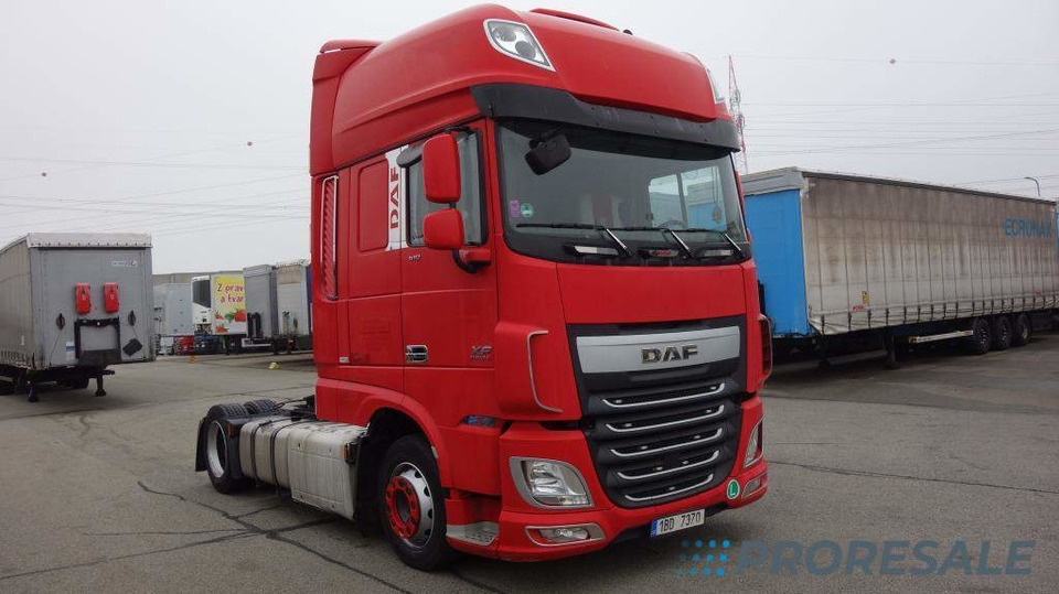 DAF XF 510 FT LOW DECK SSC EURO 6 - Trekker: afbeelding 1 DAF XF 510 FT LOW DECK SSC EURO 6 - Trekker: afbeelding 1