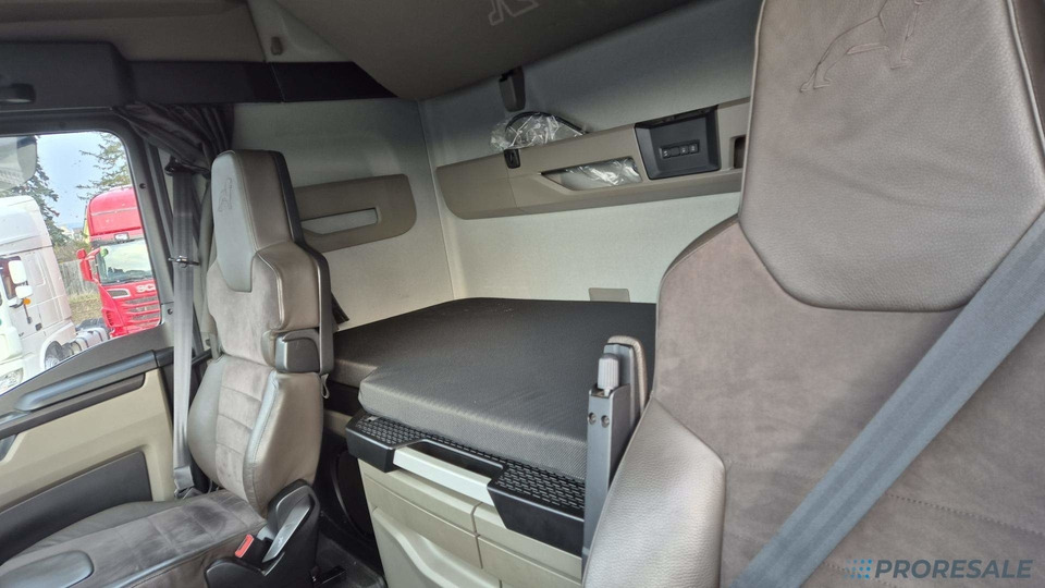 MAN TGX 18.510 XLX EURO 6 - Trekker: afbeelding 5 MAN TGX 18.510 XLX EURO 6 - Trekker: afbeelding 5