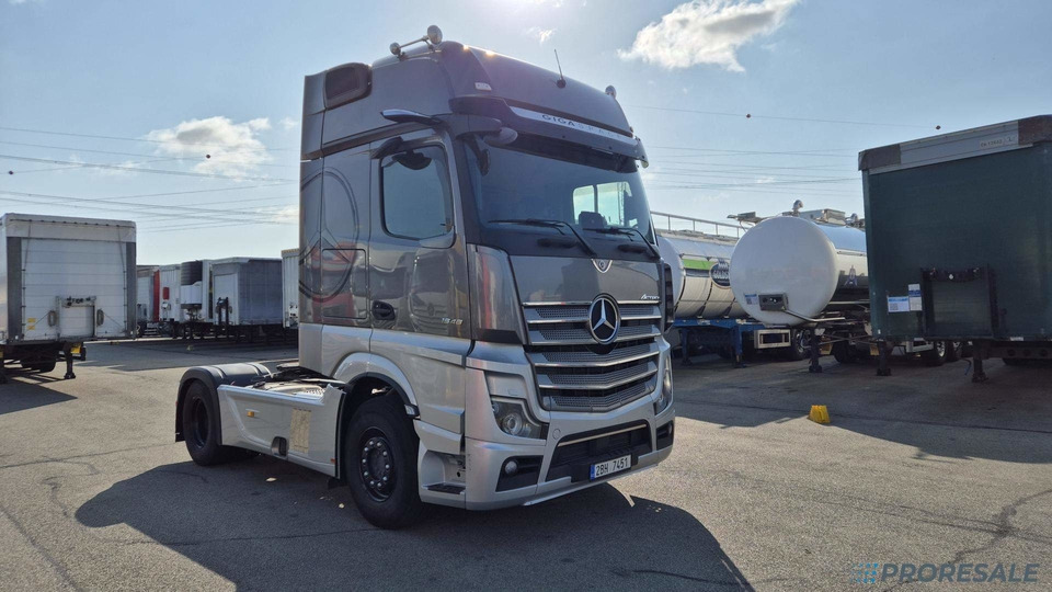 MERCEDES-BENZ ACTROS 1845 LS GIGA SPACE EURO 6 - Trekker: afbeelding 1 MERCEDES-BENZ ACTROS 1845 LS GIGA SPACE EURO 6 - Trekker: afbeelding 1