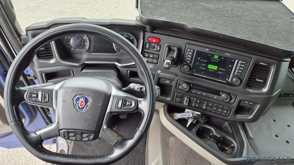 SCANIA R450 N323 NGS TOP LINE EURO 6 - Trekker: afbeelding 4 SCANIA R450 N323 NGS TOP LINE EURO 6 - Trekker: afbeelding 4
