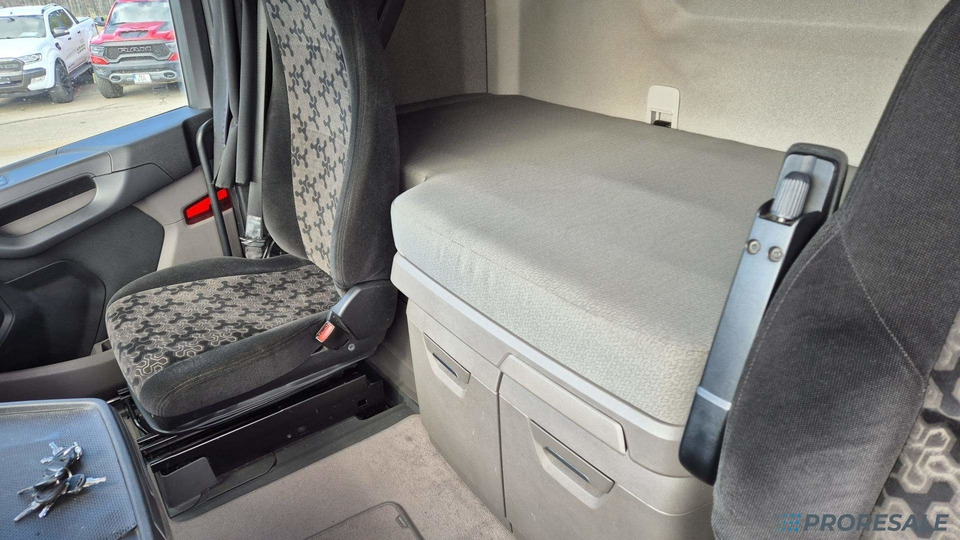 SCANIA S450 NGS LOW DECK TOP LINE EURO 6 - Trekker: afbeelding 5 SCANIA S450 NGS LOW DECK TOP LINE EURO 6 - Trekker: afbeelding 5