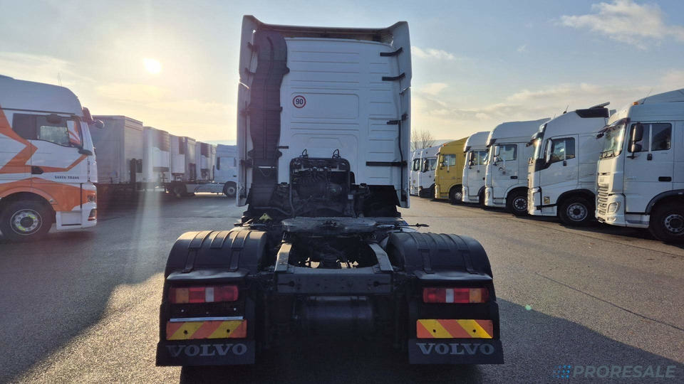 VOLVO FH 13.420 XL 42T EURO 5 - Trekker: afbeelding 3 VOLVO FH 13.420 XL 42T EURO 5 - Trekker: afbeelding 3