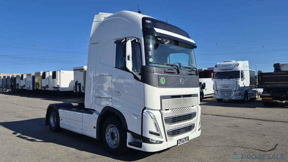 VOLVO FH 460 GLOBE XL EURO 6 TURBOCOMPOUND - Trekker: afbeelding 1 VOLVO FH 460 GLOBE XL EURO 6 TURBOCOMPOUND - Trekker: afbeelding 1