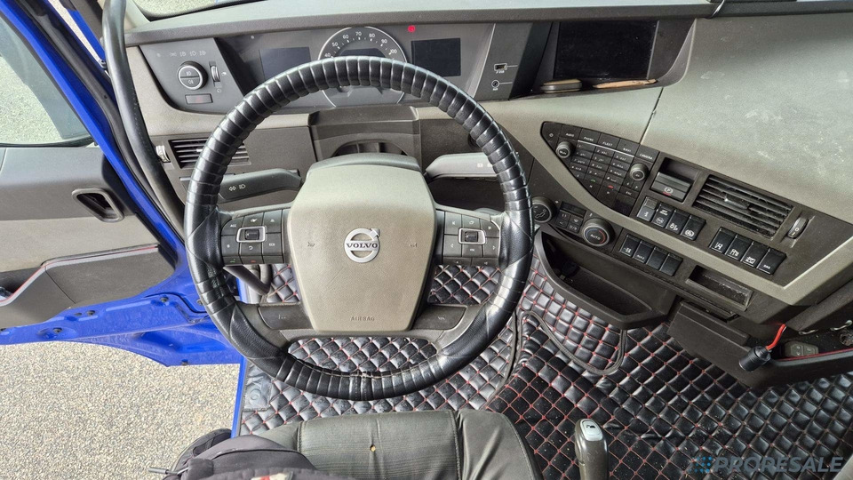 VOLVO FH 500 GLOBE LOW DECK EURO 6 - Trekker: afbeelding 4 VOLVO FH 500 GLOBE LOW DECK EURO 6 - Trekker: afbeelding 4