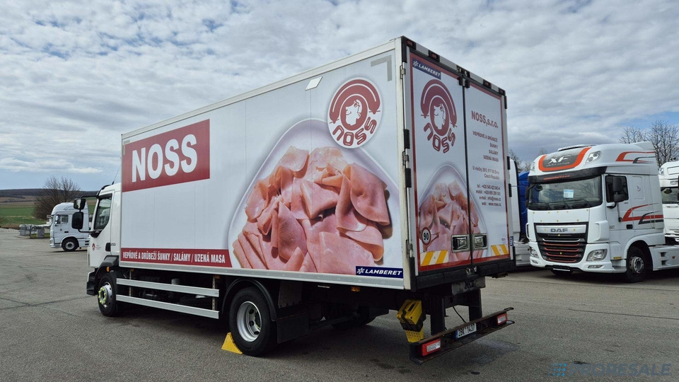 VOLVO FL 250 BB EURO 6 - mrazírna + CARRIER XARIOS 600 EL MAXI - Koelwagen vrachtwagen: afbeelding 4 VOLVO FL 250 BB EURO 6 - mrazírna + CARRIER XARIOS 600 EL MAXI - Koelwagen vrachtwagen: afbeelding 4