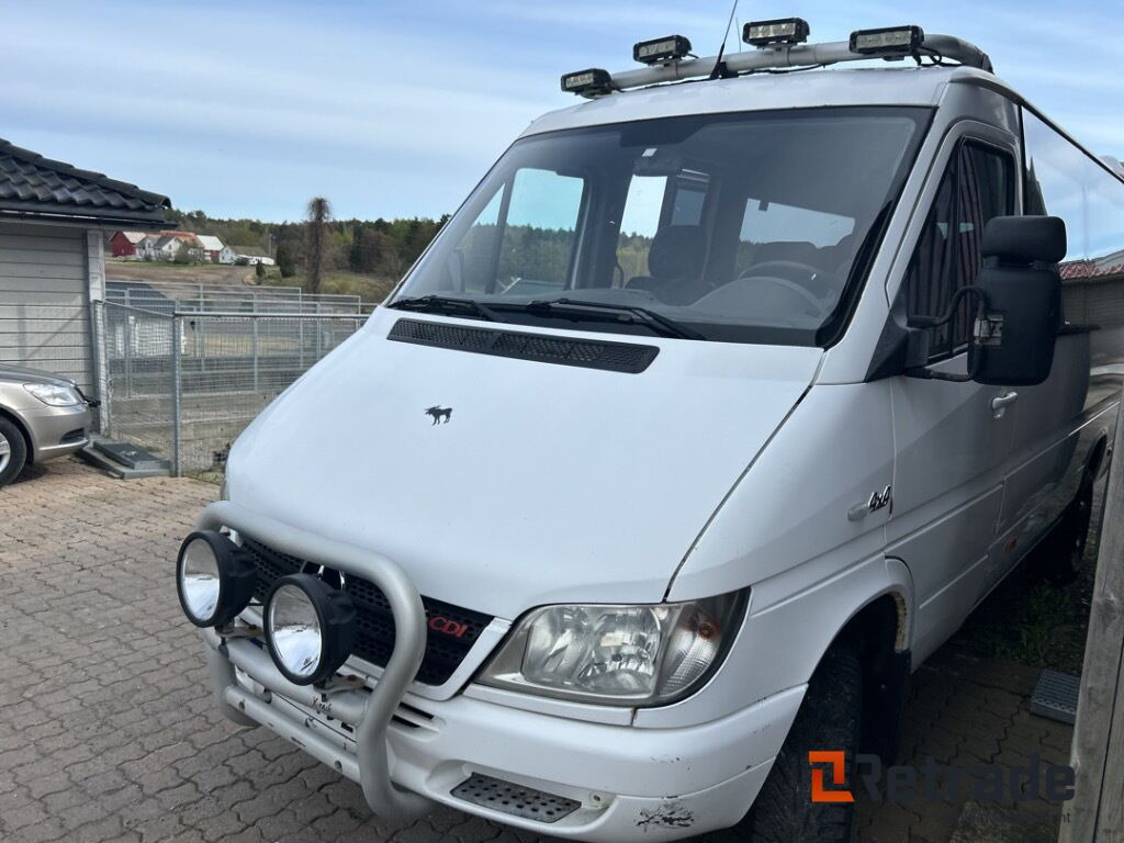 2005 Minibuss MERCEDES-BENZ 316CDI/35KA - Minibus, Personenvervoer: afbeelding 1 2005 Minibuss MERCEDES-BENZ 316CDI/35KA - Minibus, Personenvervoer: afbeelding 1