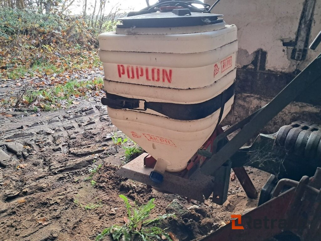Akpil Poplon Elspreder/saltspreder - Zout/ Zandstrooier: afbeelding 1 Akpil Poplon Elspreder/saltspreder - Zout/ Zandstrooier: afbeelding 1
