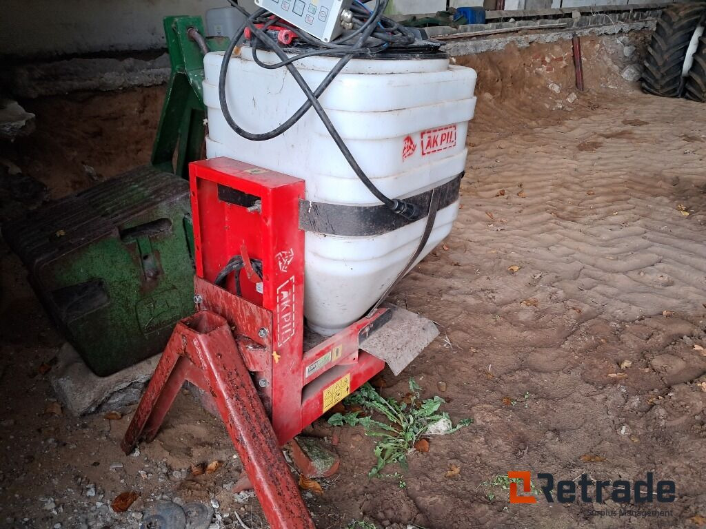 Akpil Poplon Elspreder/saltspreder - Zout/ Zandstrooier: afbeelding 3 Akpil Poplon Elspreder/saltspreder - Zout/ Zandstrooier: afbeelding 3