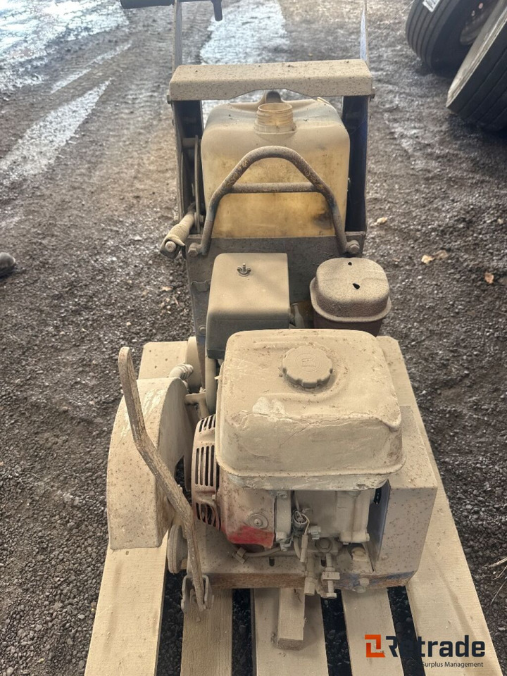 Asphalt equipment Fs350 - Bouwmachine: afbeelding 4 Asphalt equipment Fs350 - Bouwmachine: afbeelding 4