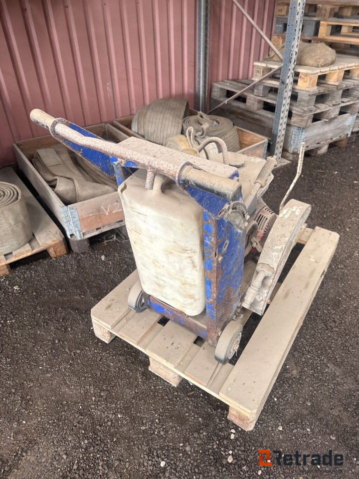 Asphalt equipment Fs350 - Bouwmachine: afbeelding 2 Asphalt equipment Fs350 - Bouwmachine: afbeelding 2