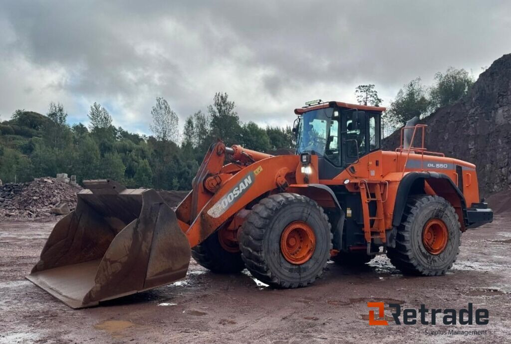 Doosan DL550-3 - Bouwmachine: afbeelding 1 Doosan DL550-3 - Bouwmachine: afbeelding 1
