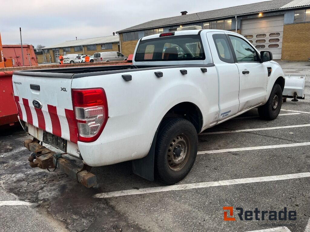 Ford Ranger 2.2 Tdci Rab Cab 4x4 Manuel med sneplov - Personenwagen: afbeelding 3 Ford Ranger 2.2 Tdci Rab Cab 4x4 Manuel med sneplov - Personenwagen: afbeelding 3