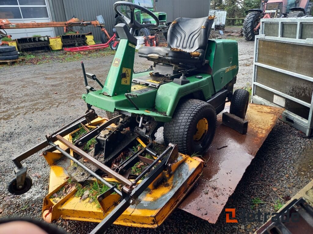 John Deere F725 klipper - Gazonmaaier: afbeelding 1 John Deere F725 klipper - Gazonmaaier: afbeelding 1