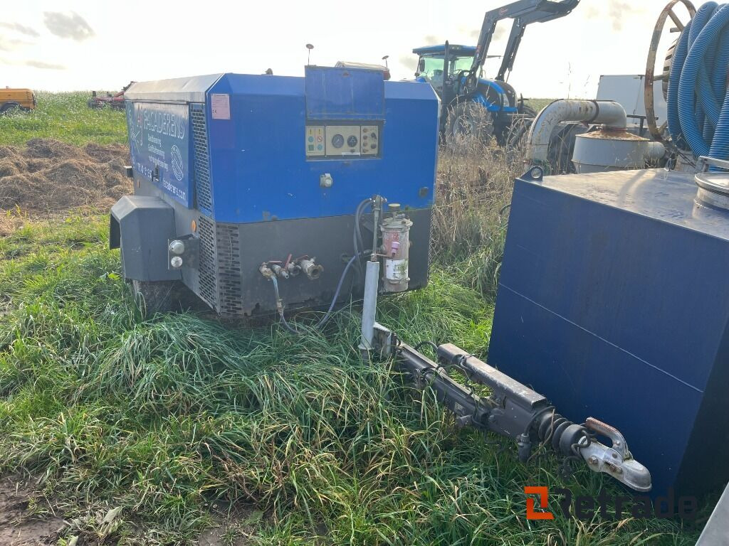 Kompressor Ingersoll-Rand P380 WP Mobil kompressor - Luchtcompressor: afbeelding 3 Kompressor Ingersoll-Rand P380 WP Mobil kompressor - Luchtcompressor: afbeelding 3