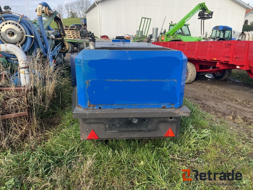Kompressor Ingersoll-Rand P380 WP Mobil kompressor - Luchtcompressor: afbeelding 2 Kompressor Ingersoll-Rand P380 WP Mobil kompressor - Luchtcompressor: afbeelding 2