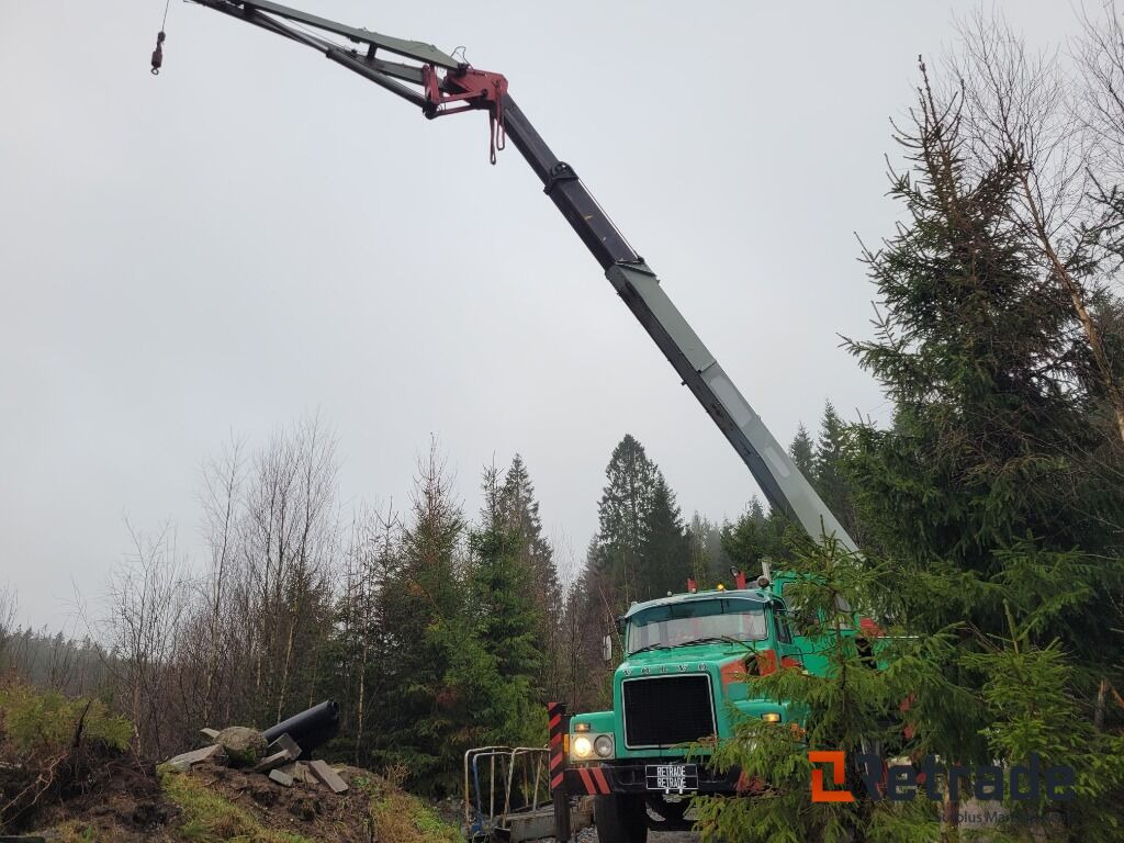 Kranbil Mobilkran Essemko Volvo N10 - Mobiele kraan: afbeelding 5 Kranbil Mobilkran Essemko Volvo N10 - Mobiele kraan: afbeelding 5