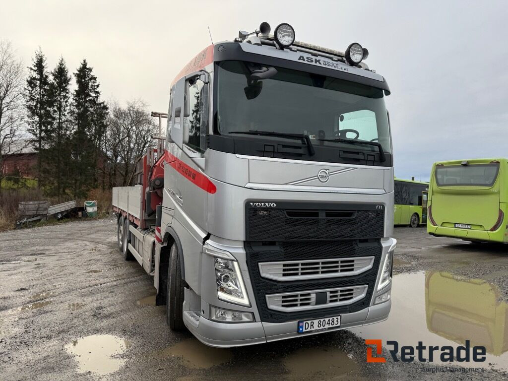 Kranbil Volvo FH500 6x2 - Vrachtwagen met open laadbak, Kraanwagen: afbeelding 4 Kranbil Volvo FH500 6x2 - Vrachtwagen met open laadbak, Kraanwagen: afbeelding 4