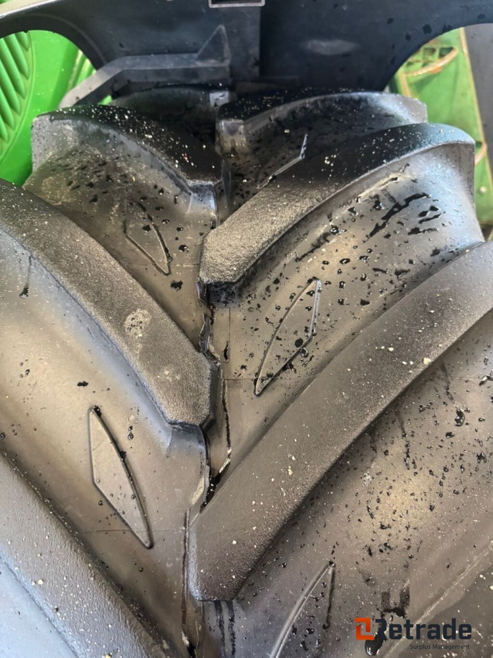 Landbouwmachine JOHN DEERE 6420S - 7114 timer - 2006 Modell: afbeelding 8 Landbouwmachine JOHN DEERE 6420S - 7114 timer - 2006 Modell: afbeelding 8