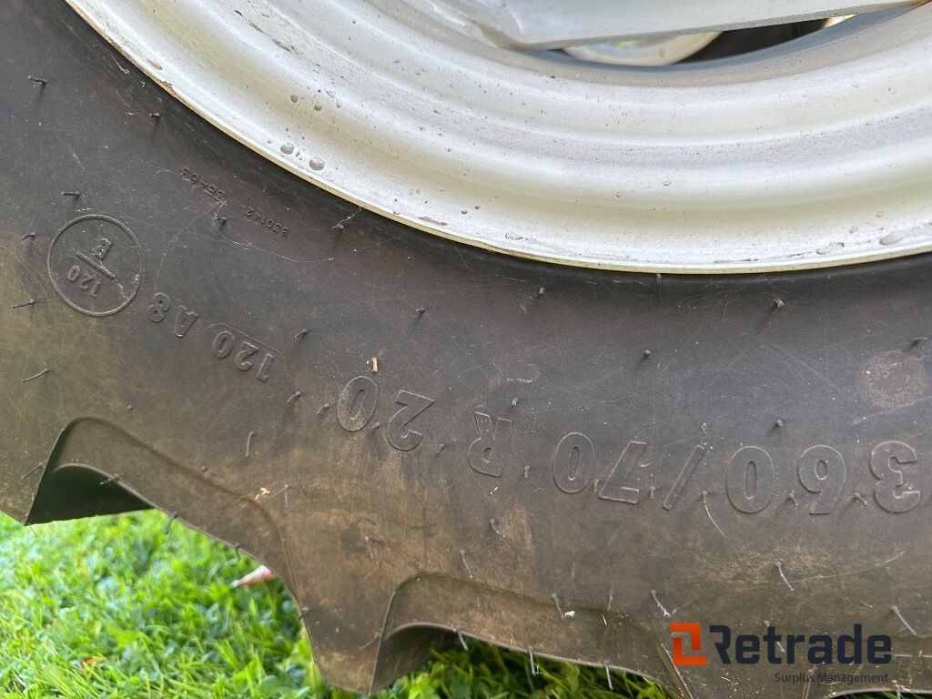 New Holland T4040 super steer traktor - Landbouwmachine: afbeelding 3 New Holland T4040 super steer traktor - Landbouwmachine: afbeelding 3