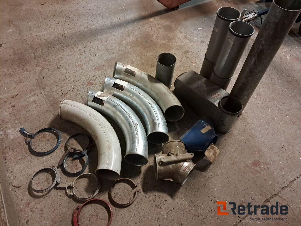 Lot med rør til Korntransport Kongskilde Ø160mm - Apparatuur na de oogst: afbeelding 1 Lot med rør til Korntransport Kongskilde Ø160mm - Apparatuur na de oogst: afbeelding 1