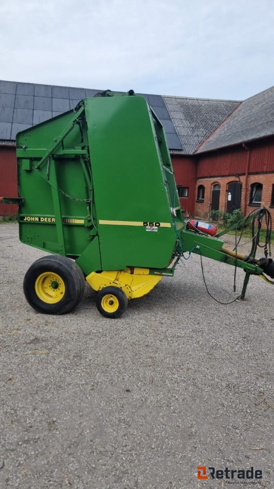 Rundbalspress John Deere 580 - Ronde balenpers: afbeelding 1 Rundbalspress John Deere 580 - Ronde balenpers: afbeelding 1