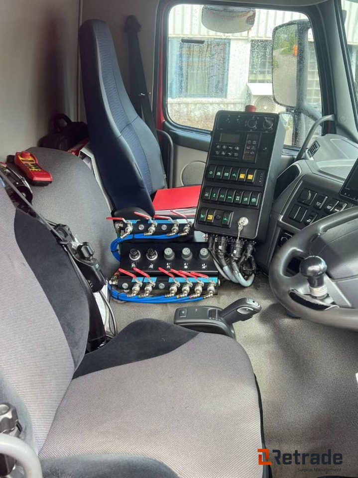 Volvo FE 300 Feiebil / Kombibil med Tipp og Brøyteoppsett - Veegwagen: afbeelding 5 Volvo FE 300 Feiebil / Kombibil med Tipp og Brøyteoppsett - Veegwagen: afbeelding 5