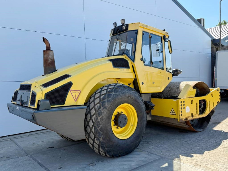 Bomag BW213DH-4 - EVIB/BVC / German Machine / Airco - Wals: afbeelding 5 Bomag BW213DH-4 - EVIB/BVC / German Machine / Airco - Wals: afbeelding 5