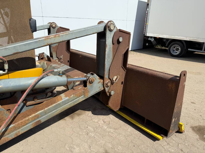 Rupstrekker Cat Challenger MT865B - German Machine / Front Blade: afbeelding 16