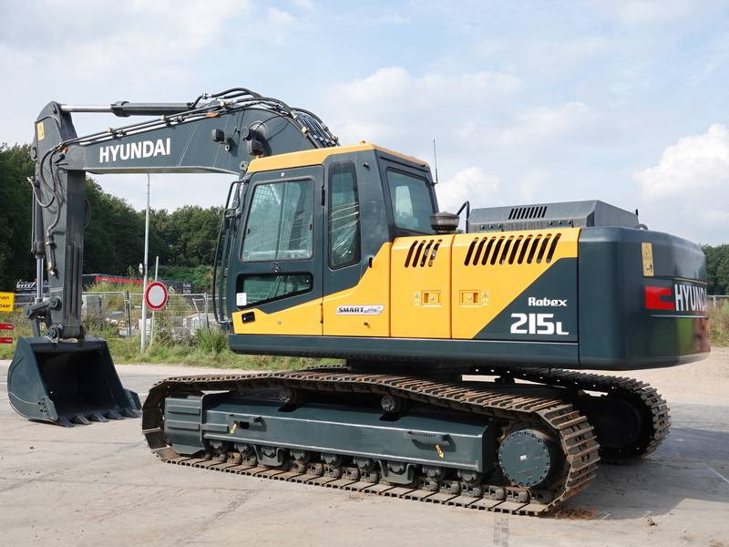 Hyundai R215L Smart Plus *2025 Model* - New / Unused - Rupsgraafmachine: afbeelding 3 Hyundai R215L Smart Plus *2025 Model* - New / Unused - Rupsgraafmachine: afbeelding 3