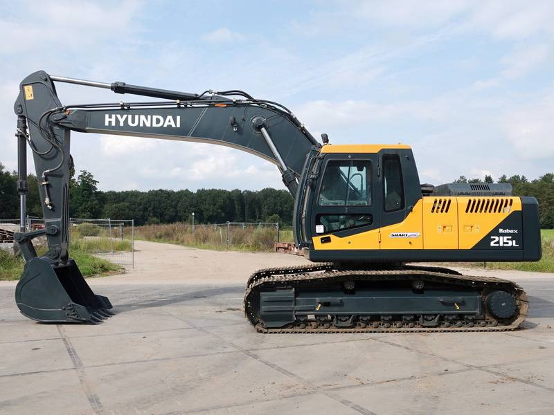 Hyundai R215L Smart Plus *2025 Model* - New / Unused - Rupsgraafmachine: afbeelding 1 Hyundai R215L Smart Plus *2025 Model* - New / Unused - Rupsgraafmachine: afbeelding 1