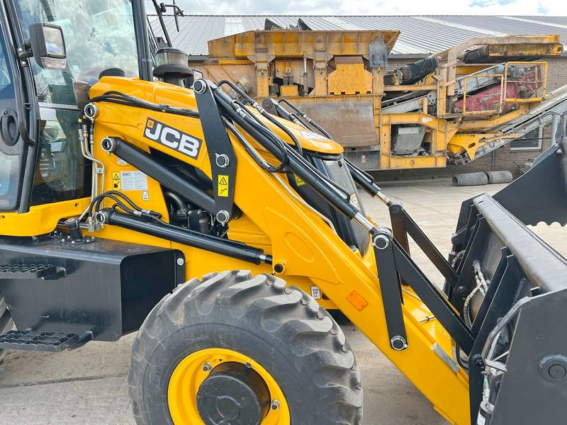 Nieuw Graaflaadmachine JCB 3DX / 3CX Plus 4WD - 4/1 Bucket / Hammer Lines: afbeelding 10