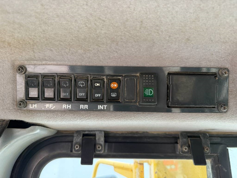 Bulldozer Komatsu D61PX15 - 6 Way + Folding Blade / CE + EPA / AC: afbeelding 12