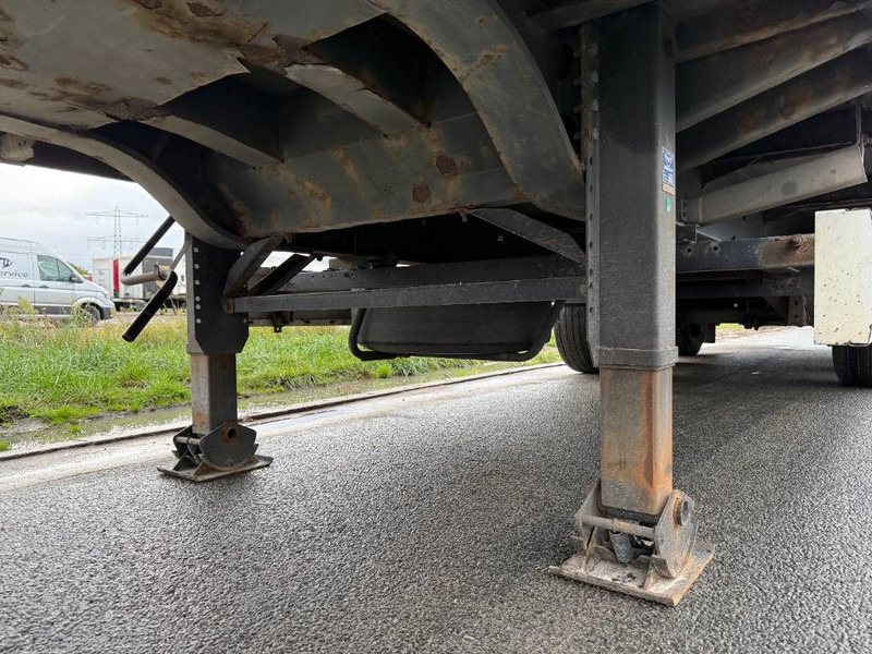 Schuifzeiloplegger Krone SDP 27 - Dutch Trailer / 3 Axles: afbeelding 11 Schuifzeiloplegger Krone SDP 27 - Dutch Trailer / 3 Axles: afbeelding 11