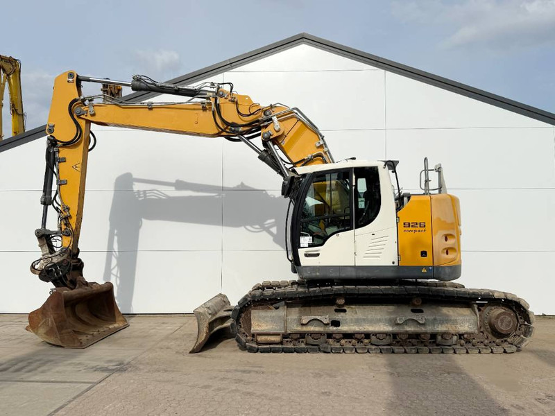 Liebherr R926 Compact - Triple Boom / Tilting Bucket - Rupsgraafmachine: afbeelding 1 Liebherr R926 Compact - Triple Boom / Tilting Bucket - Rupsgraafmachine: afbeelding 1