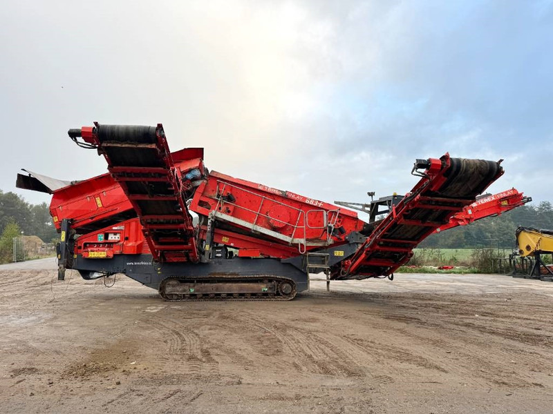 Terex Finlay 883+ - Top Condition! Automatic Greasing - Zeefinstallatie: afbeelding 2 Terex Finlay 883+ - Top Condition! Automatic Greasing - Zeefinstallatie: afbeelding 2