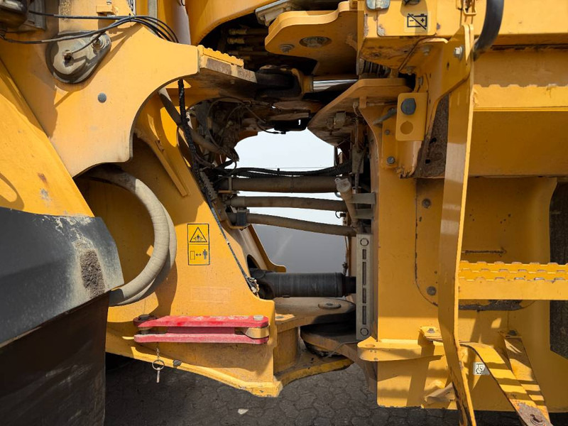 Wiellader Volvo L220G - German Machine / 3rd Function / Auto Lube: afbeelding 19