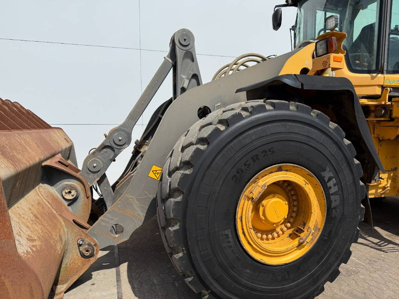 Wiellader Volvo L220G - German Machine / 3rd Function / Auto Lube: afbeelding 17