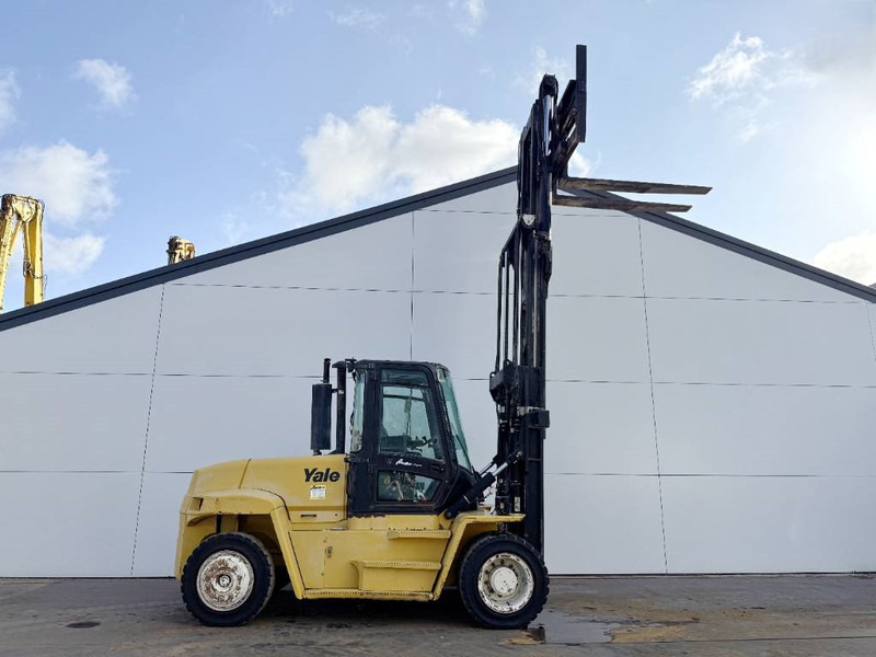 Yale GDP120DB - Triplex / Side Shift / Fork Positioners - Diesel heftruck: afbeelding 2 Yale GDP120DB - Triplex / Side Shift / Fork Positioners - Diesel heftruck: afbeelding 2