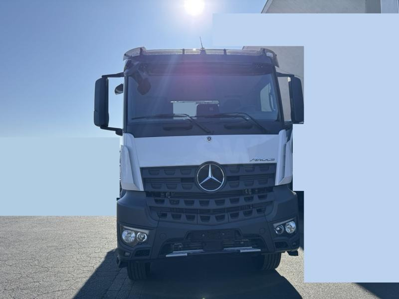 Mercedes 4145K - Kipper vrachtwagen: afbeelding 2 Mercedes 4145K - Kipper vrachtwagen: afbeelding 2