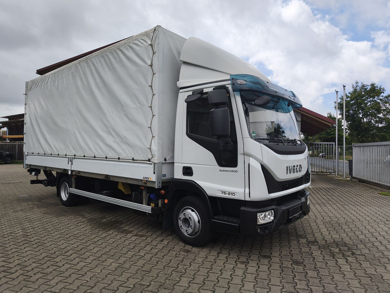 Iveco Eurocargo 75-21 - Schuifzeilen vrachtwagen: afbeelding 2 Iveco Eurocargo 75-21 - Schuifzeilen vrachtwagen: afbeelding 2